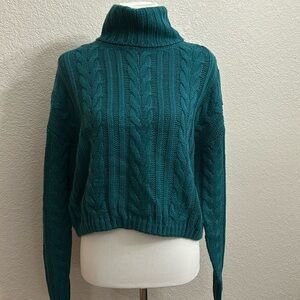 NWT Olive + Oak Green Chunky Crop Turtleneck Sweater
